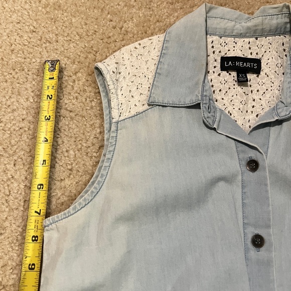 NWT LA Hearts blue sleeveless blouse size XS - Picture 9 of 10